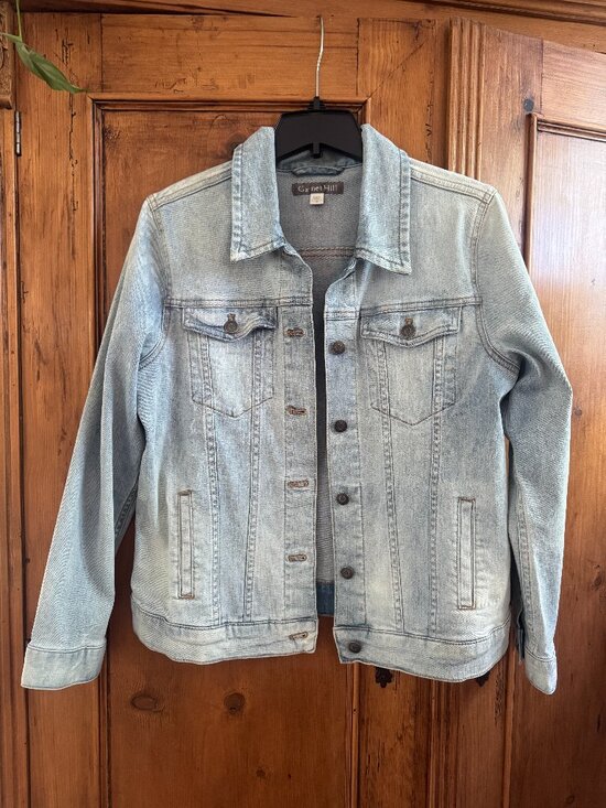 Garnet Hill Jackets & Blazers - NWOT Garnet Hill Relaxed Jean Jacket Size 10 Pale Indigo